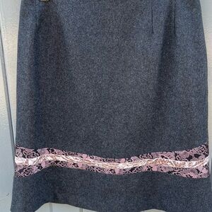 Vintage Harve Benard Wool Charcoal Skirt with Pink‎ Lace Accent